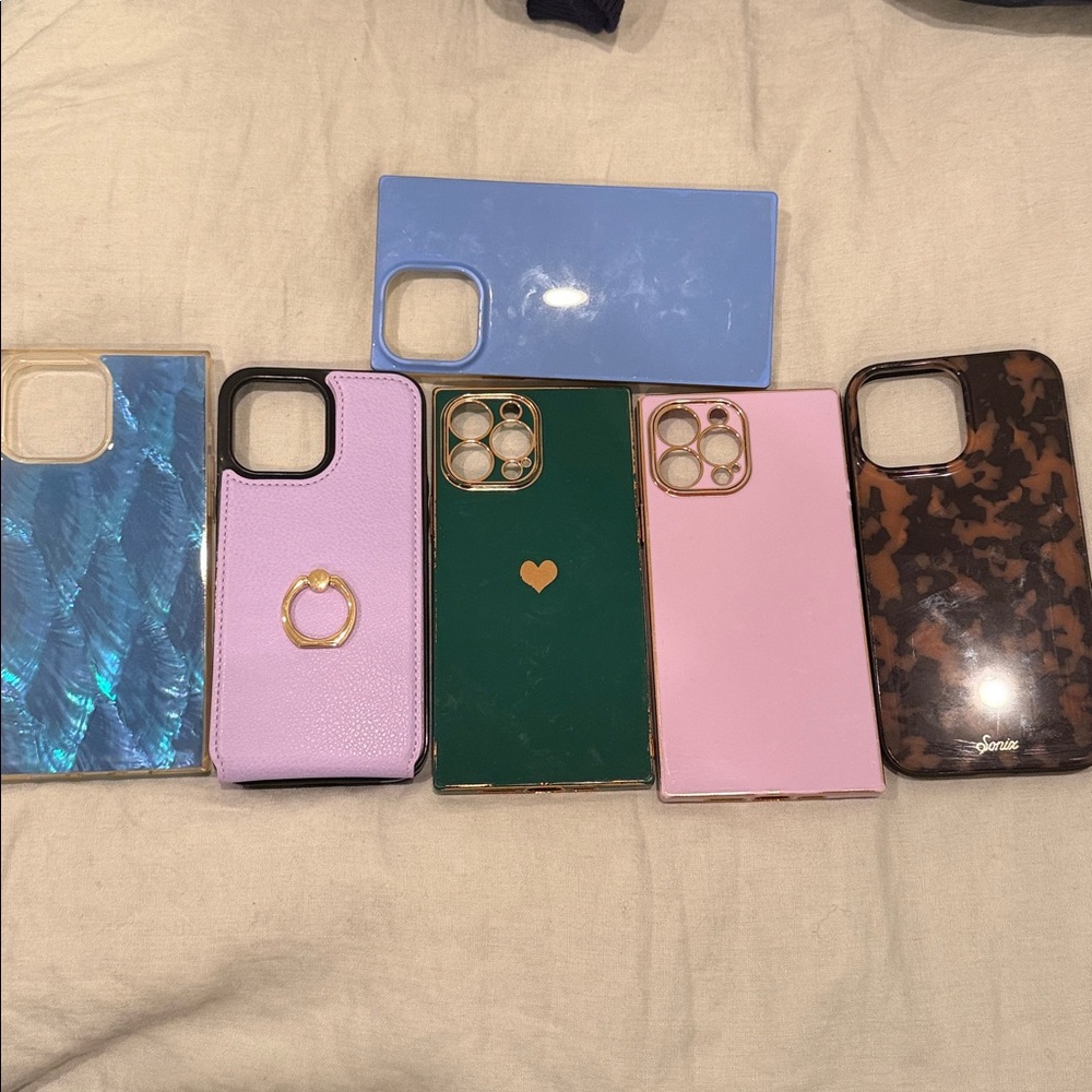 Bundle of iPhone 13 Pro Max Cases
